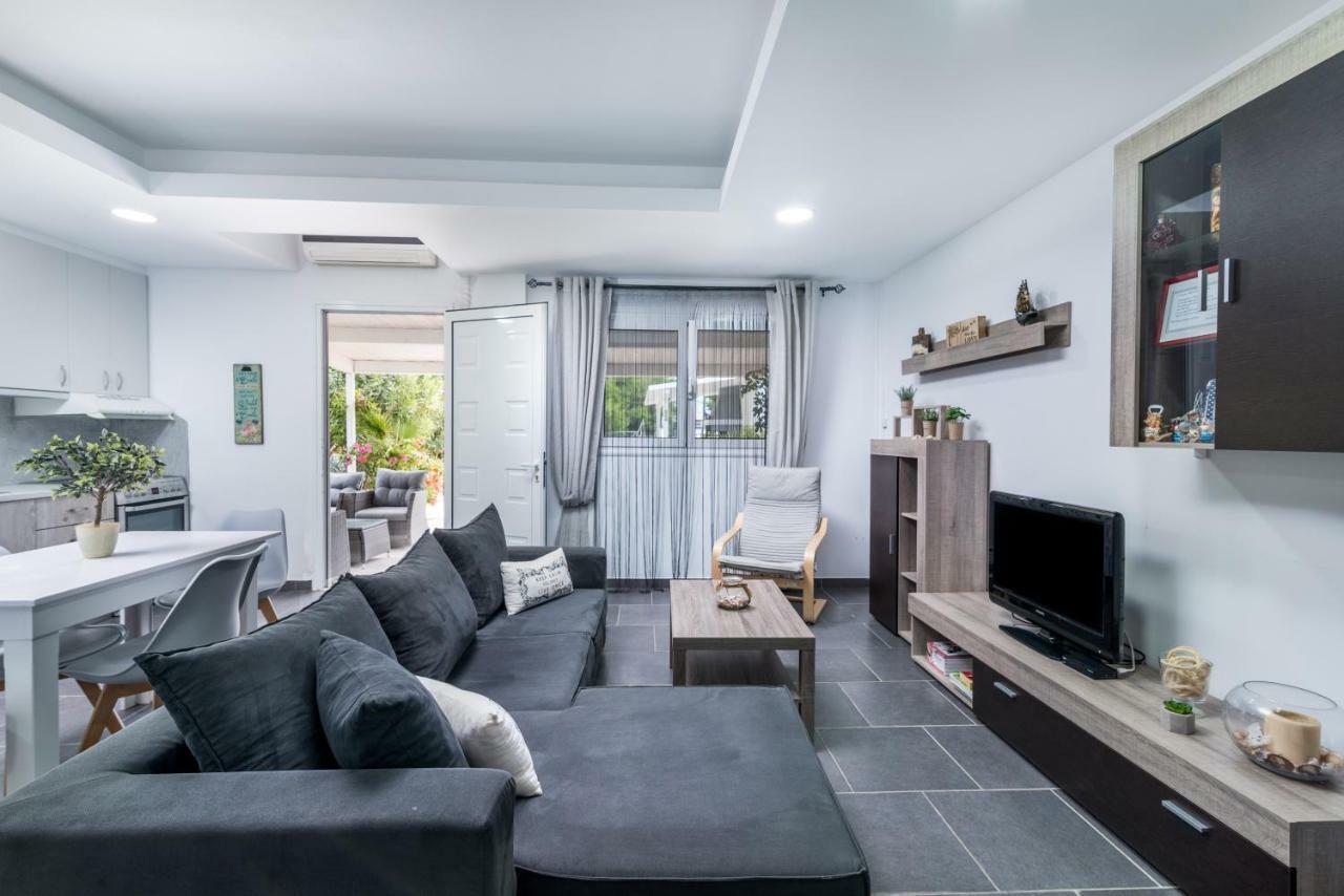 Villa Iceberg Mini Kalamaki  Ngoại thất bức ảnh